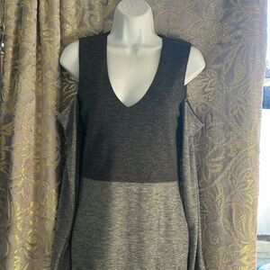 RACHEL Rachel Roy Cold Shoulder Colorblock Top | Size S